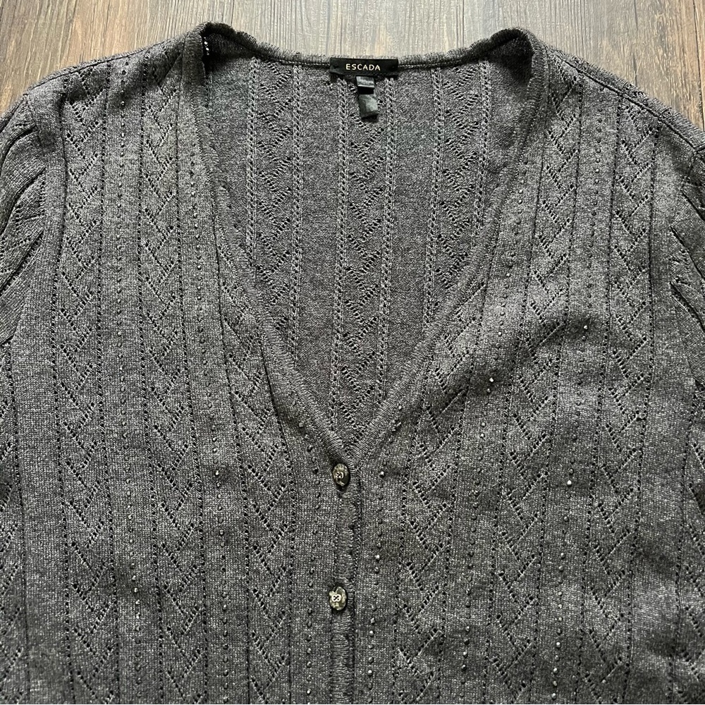 Escada Vtg Wide Ribbed V Neck Embellish Gray Knit Cardigan Sweater Y2K Soft M - Picture 4 of 13